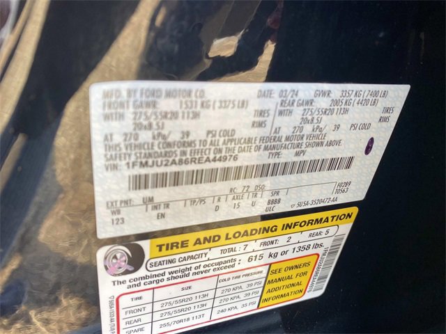 Certified 2024 Ford Expedition Limited image 32