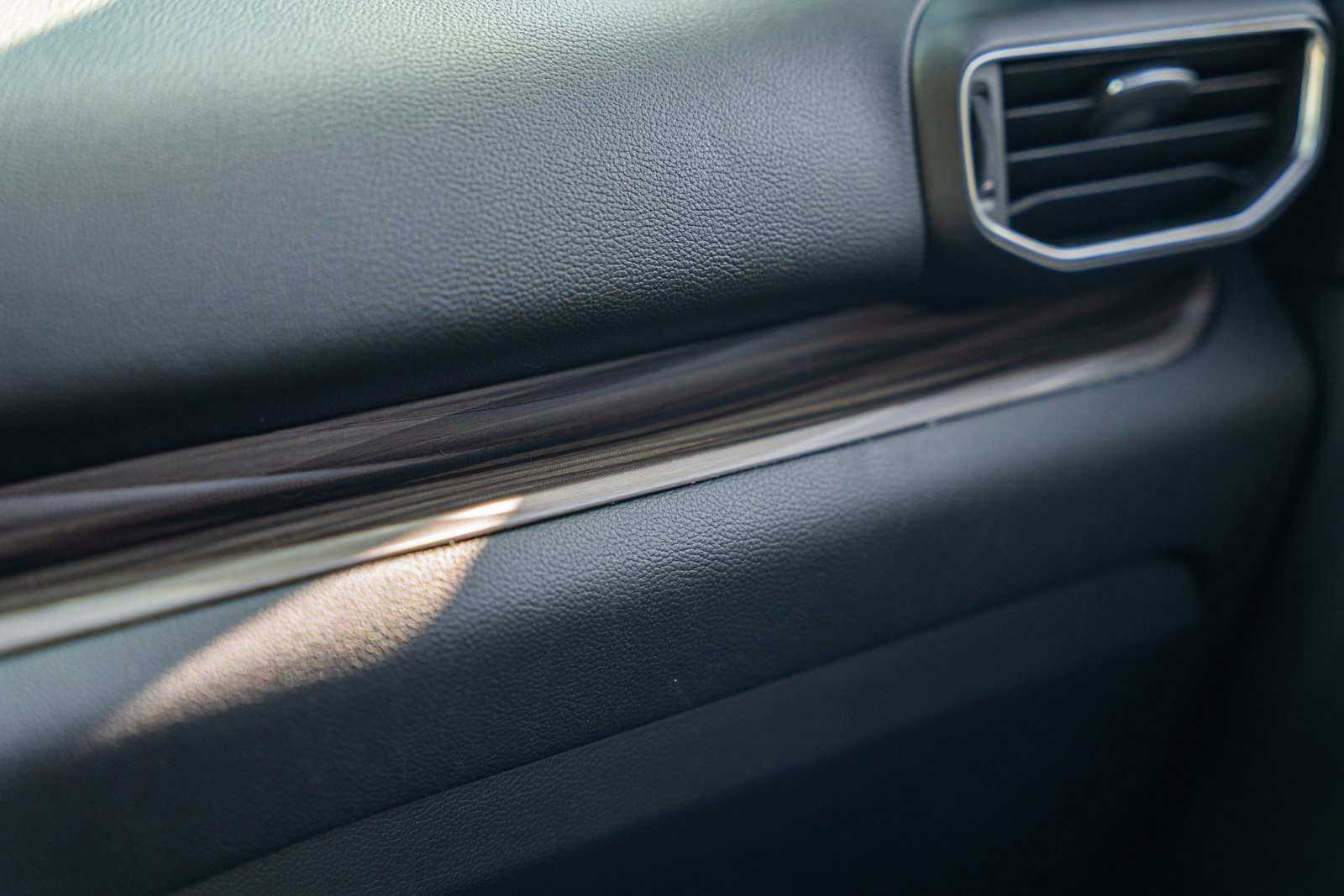 Certified 2020 Ford Explorer Limited image 35