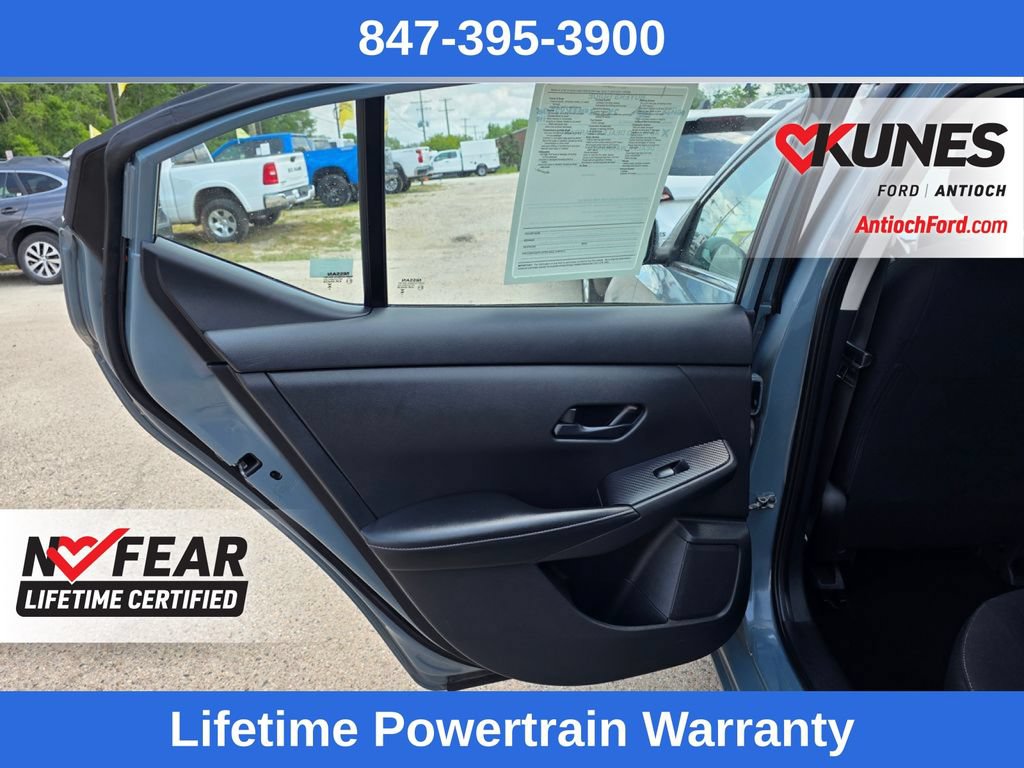 Used 2024 Nissan Sentra SV FWD image 16
