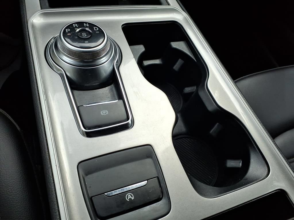 Certified 2024 Ford Edge SEL image 21