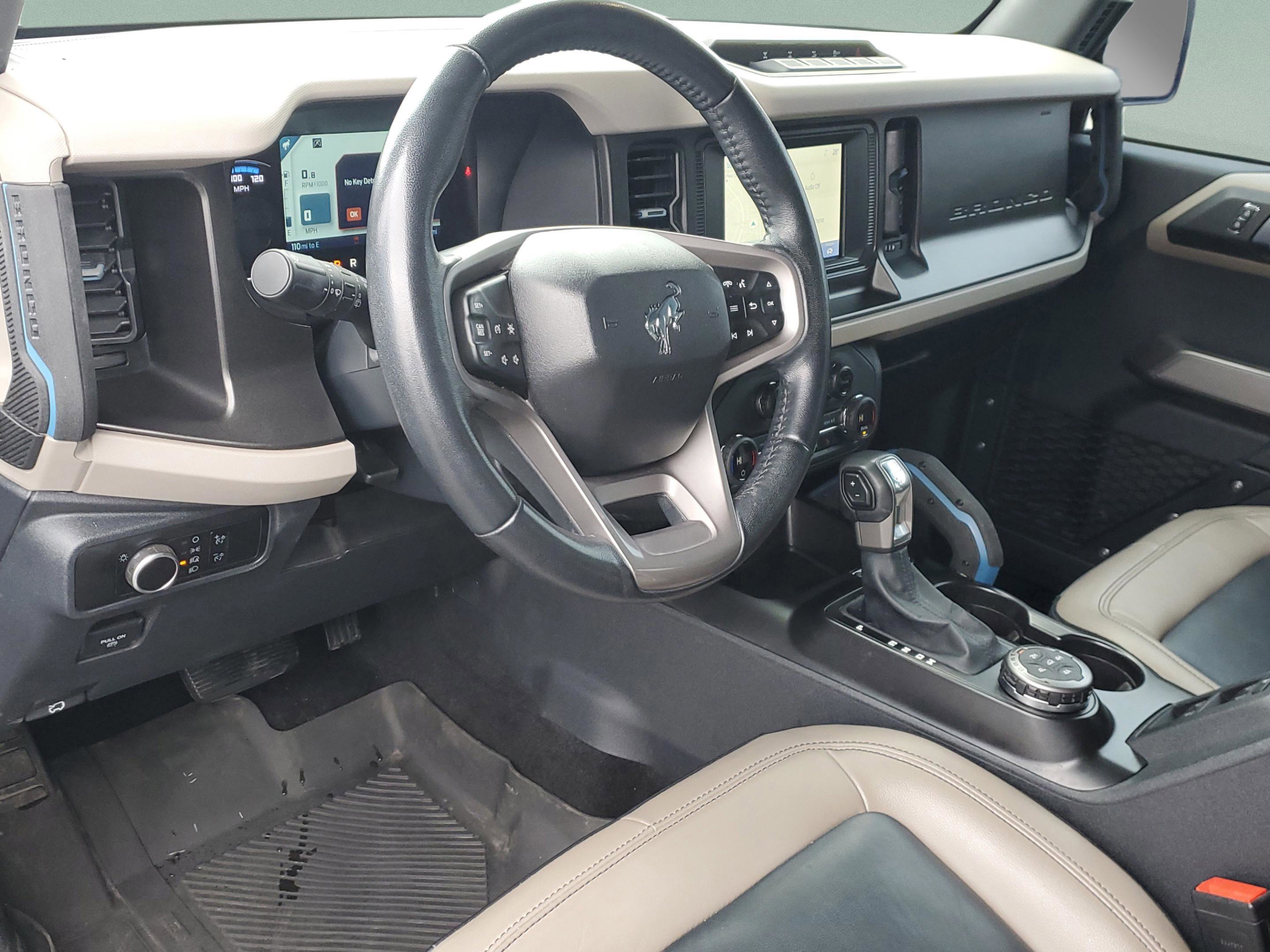 Certified 2023 Ford Bronco Wildtrak image 17