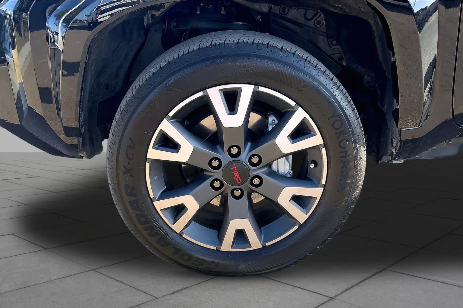 Used 2025 Toyota 4Runner TRD Sport AWD/4WD image 11