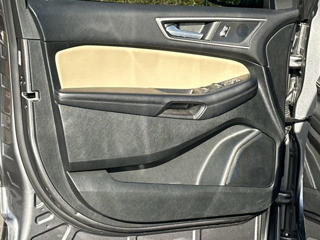 Certified 2022 Ford Edge SEL w/ Convenience Package image 13