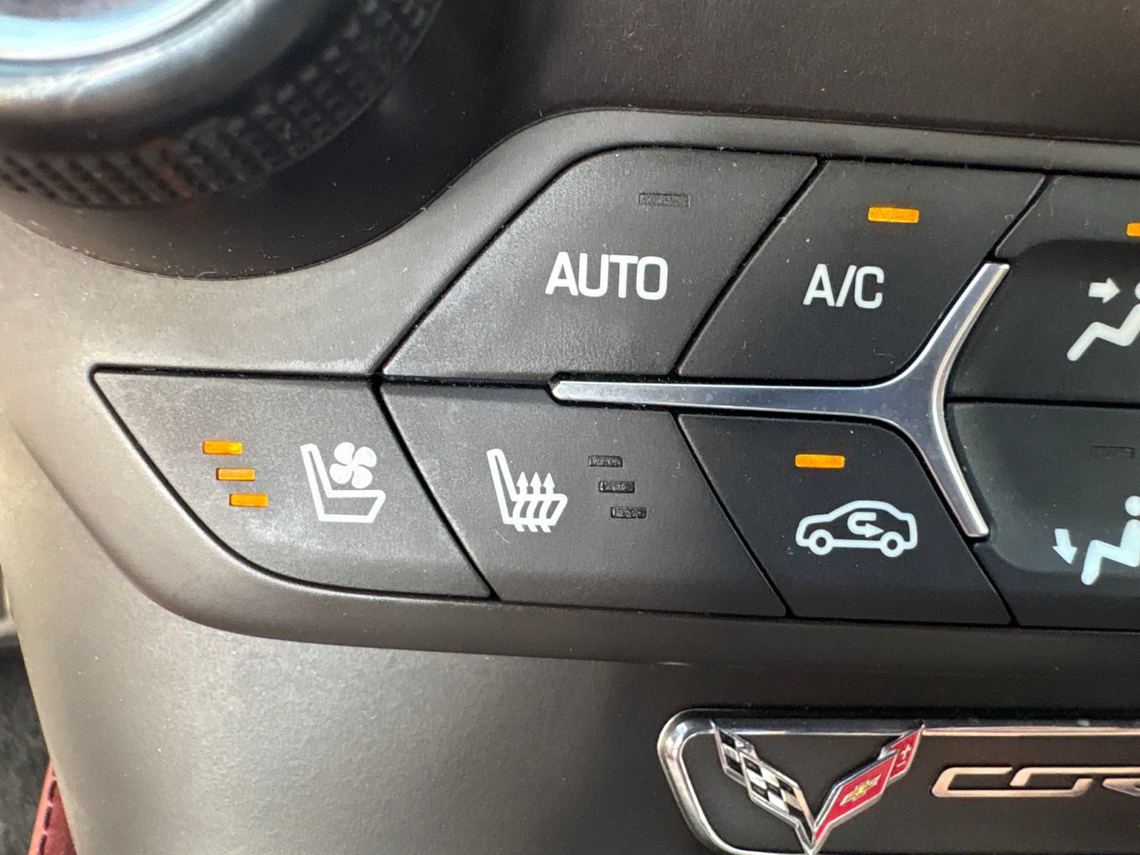 Used 2019 Chevrolet Corvette Stingray Convertible RWD image 18