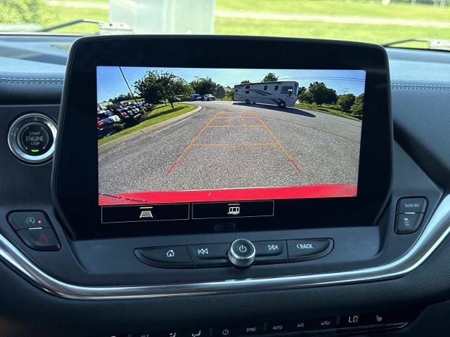 Used 2023 Chevrolet Blazer LT AWD/4WD image 19