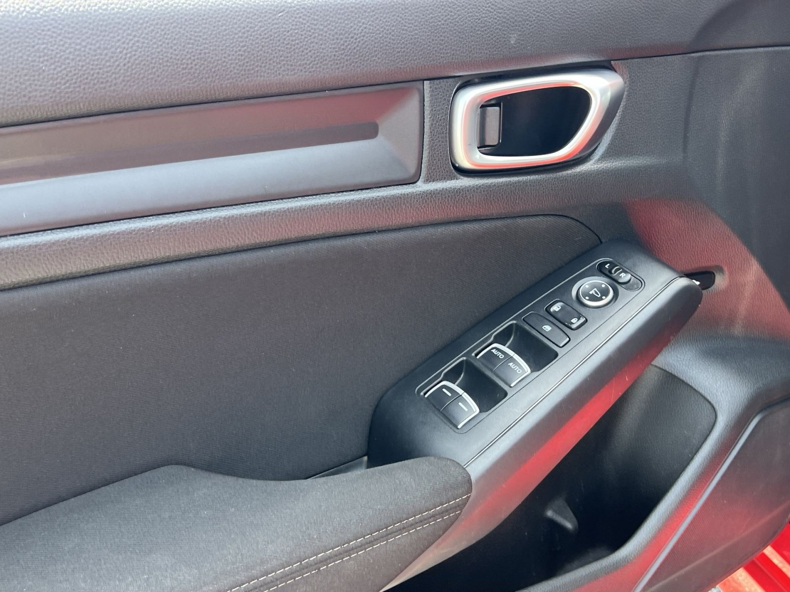 Used 2025 Honda Civic Sport image 15
