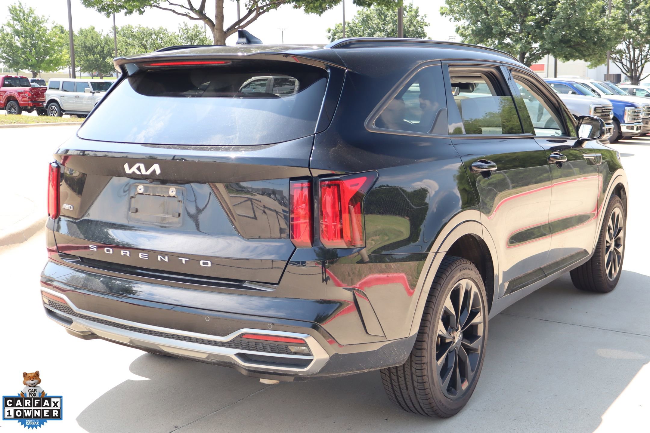 Used 2022 Kia Sorento SX AWD/4WD image 3