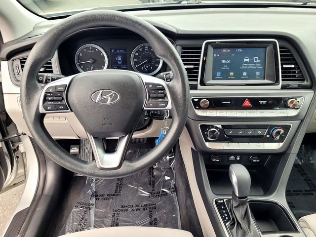 Used 2019 Hyundai Sonata SE image 9