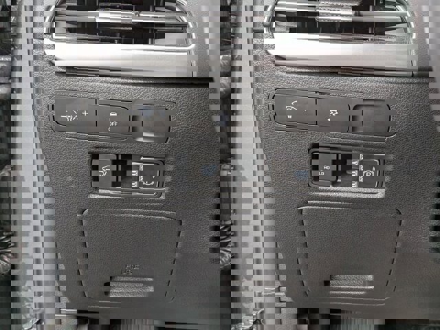 Used 2025 Hyundai Palisade SEL image 16