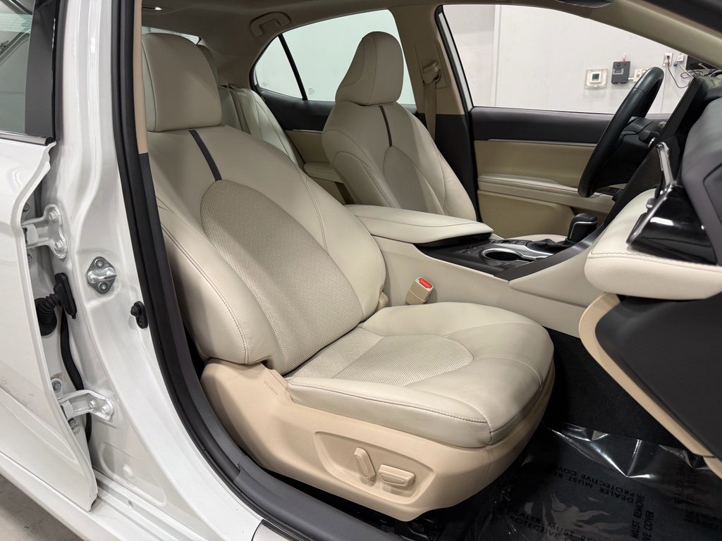 Used 2023 Toyota Camry XLE w/ Protection Package (Q2) (TMS) image 33
