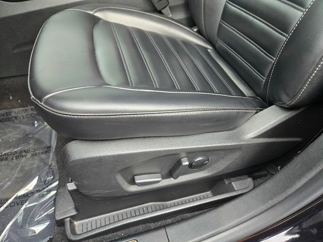 Certified 2023 Ford Edge SEL image 11