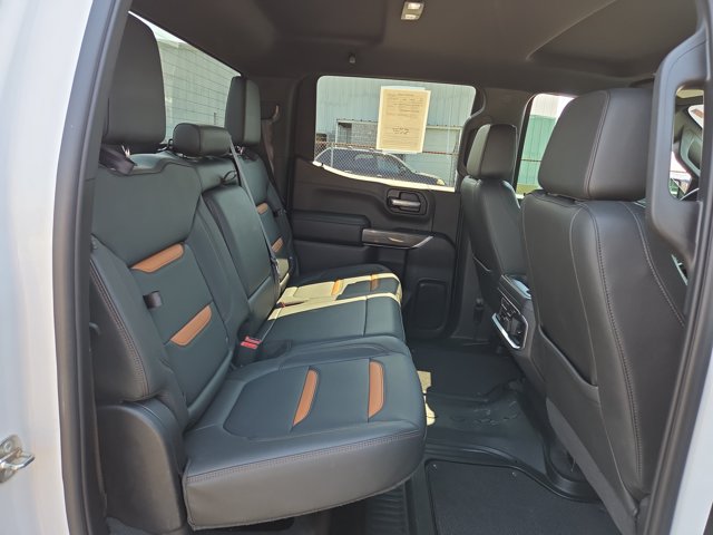 Used 2021 GMC Sierra 1500 AT4 AWD/4WD image 16