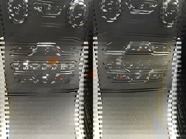 Certified 2020 Ford Edge SEL w/ Convenience Package image 28