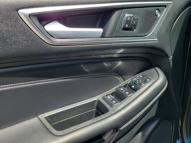 Certified 2024 Ford Edge Titanium AWD/4WD image 23