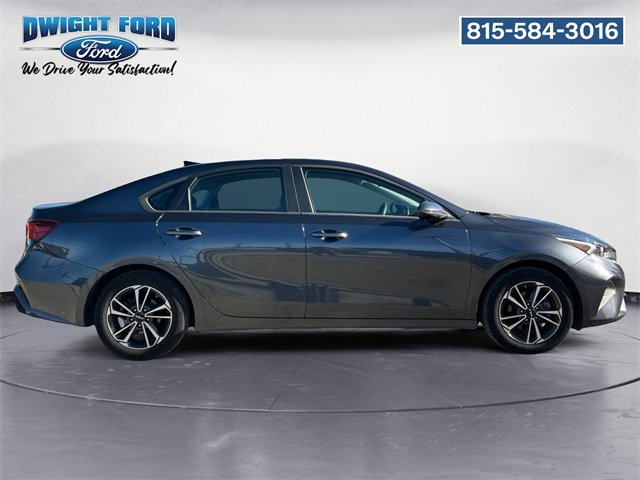 Used 2023 Kia Forte LXS w/ LXS Technology Package image 5