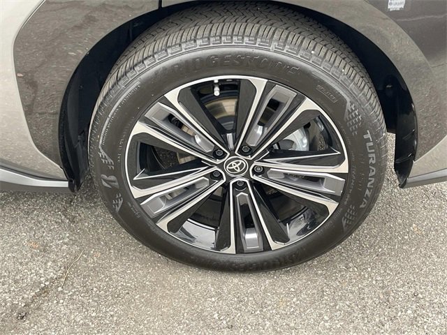 Used 2024 Toyota bZ4X Limited image 38