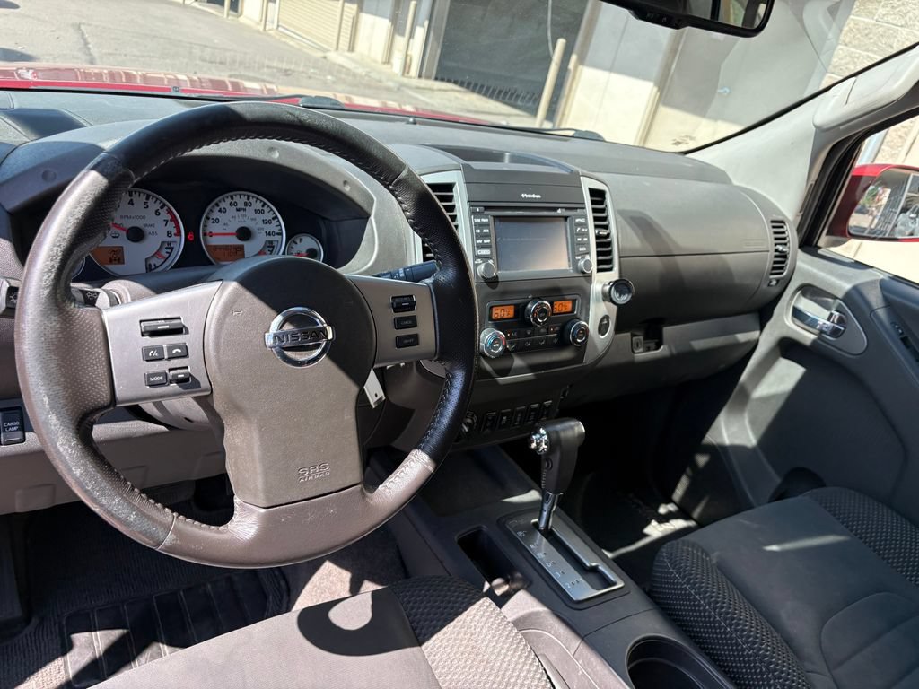 Used 2018 Nissan Frontier PRO-4X AWD/4WD image 19