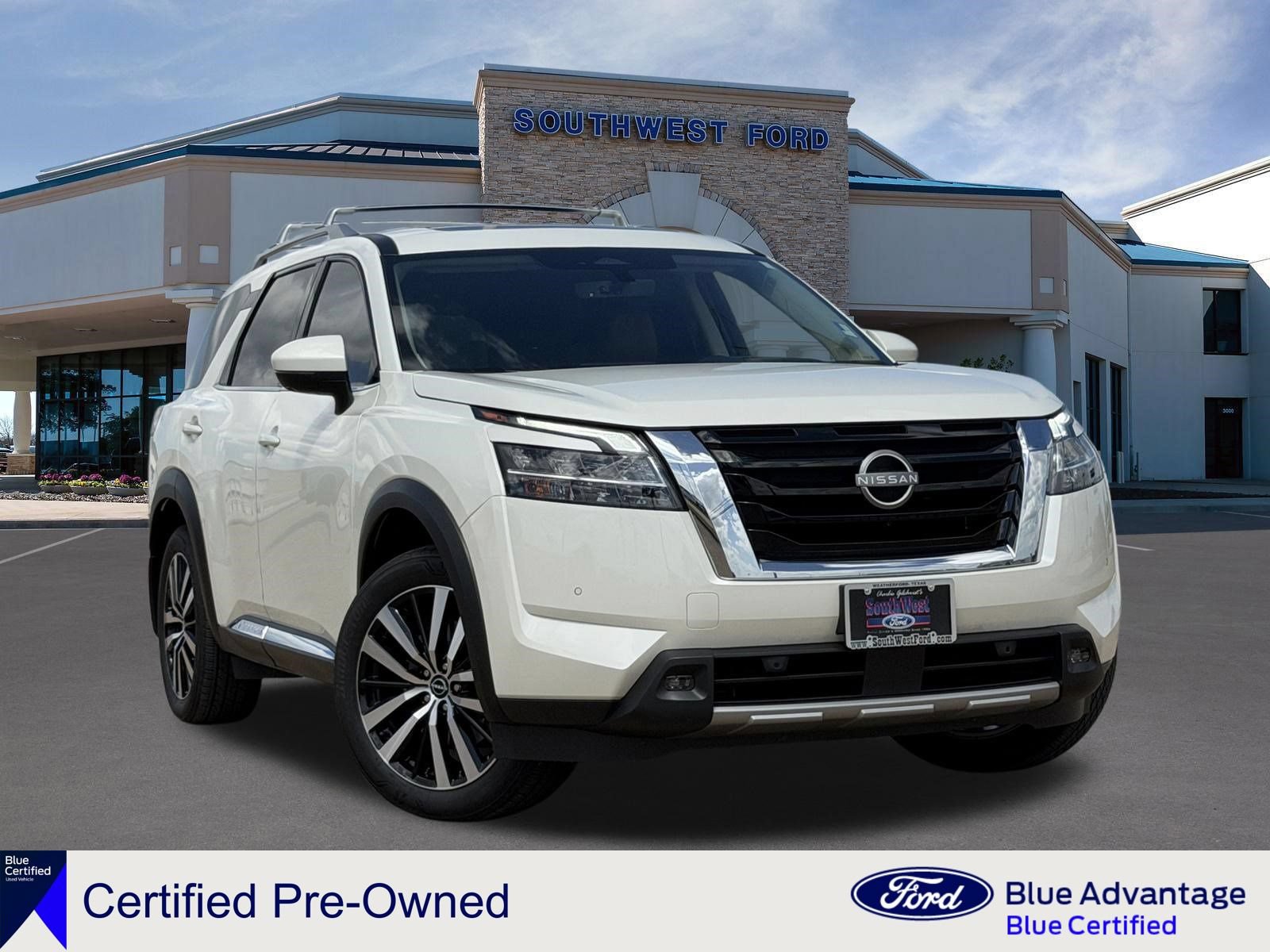 Used 2024 Nissan Pathfinder Platinum w/ Lighting Package (N92) AWD/4WD 360° Tour