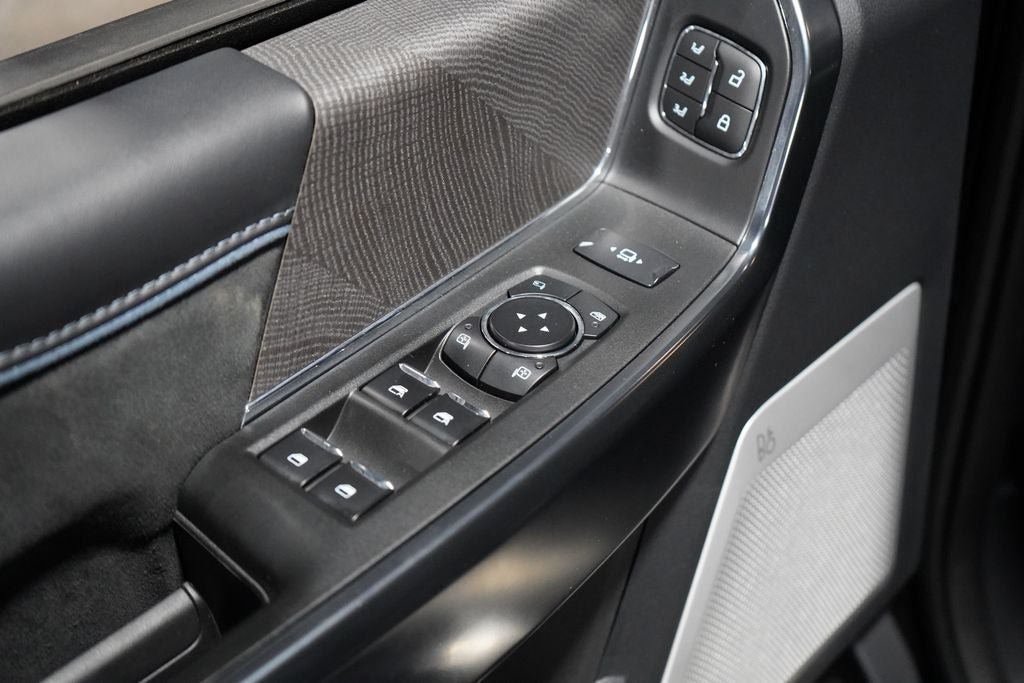 Certified 2025 Ford F250 Platinum AWD/4WD image 18