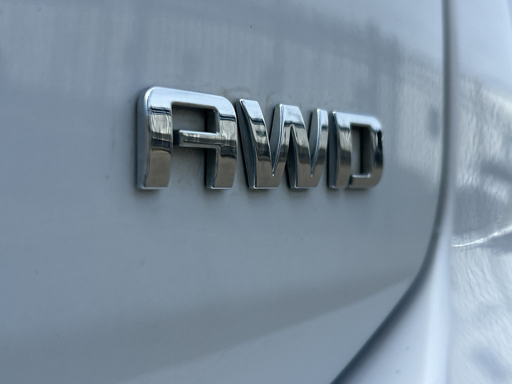 Used 2021 Chevrolet Equinox LS AWD/4WD image 12