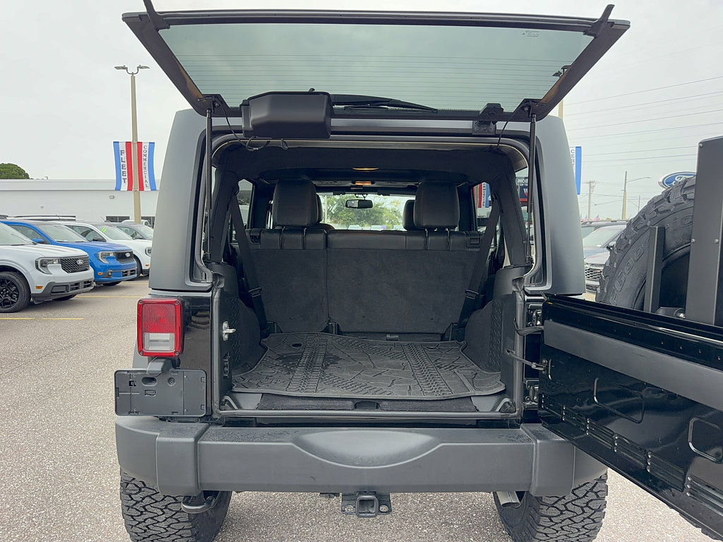 Used 2017 Jeep Wrangler Unlimited Sport w/ Quick Order Package 24S AWD/4WD image 8