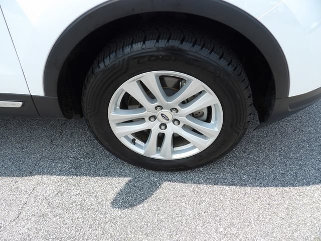 Certified 2018 Ford Explorer XLT AWD/4WD image 13