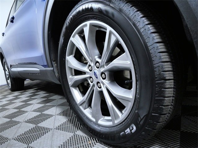 Certified 2023 Ford Explorer XLT w/ Equipment Group 202A image 2