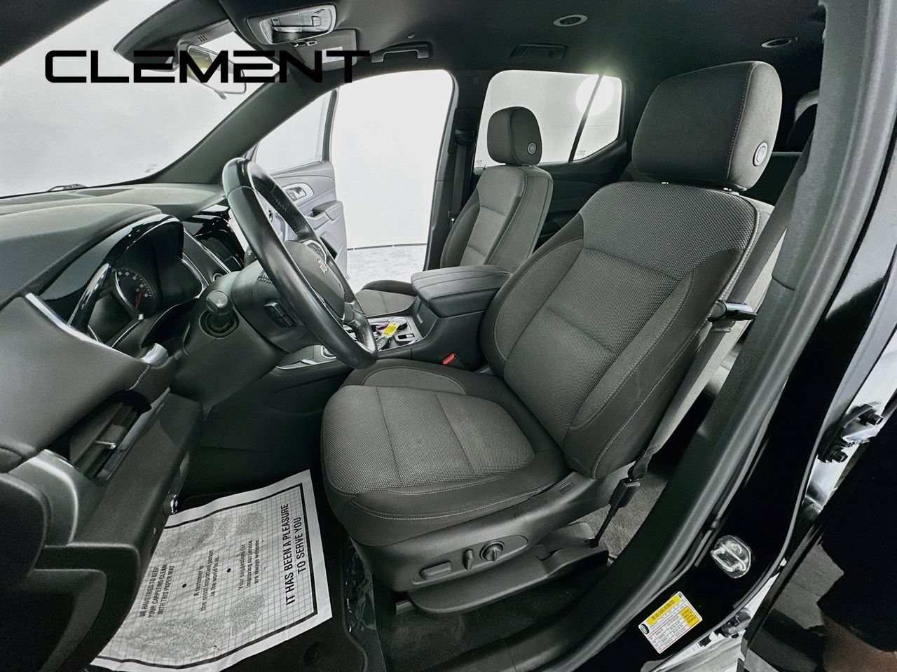Used 2022 Chevrolet Traverse LT AWD/4WD image 29
