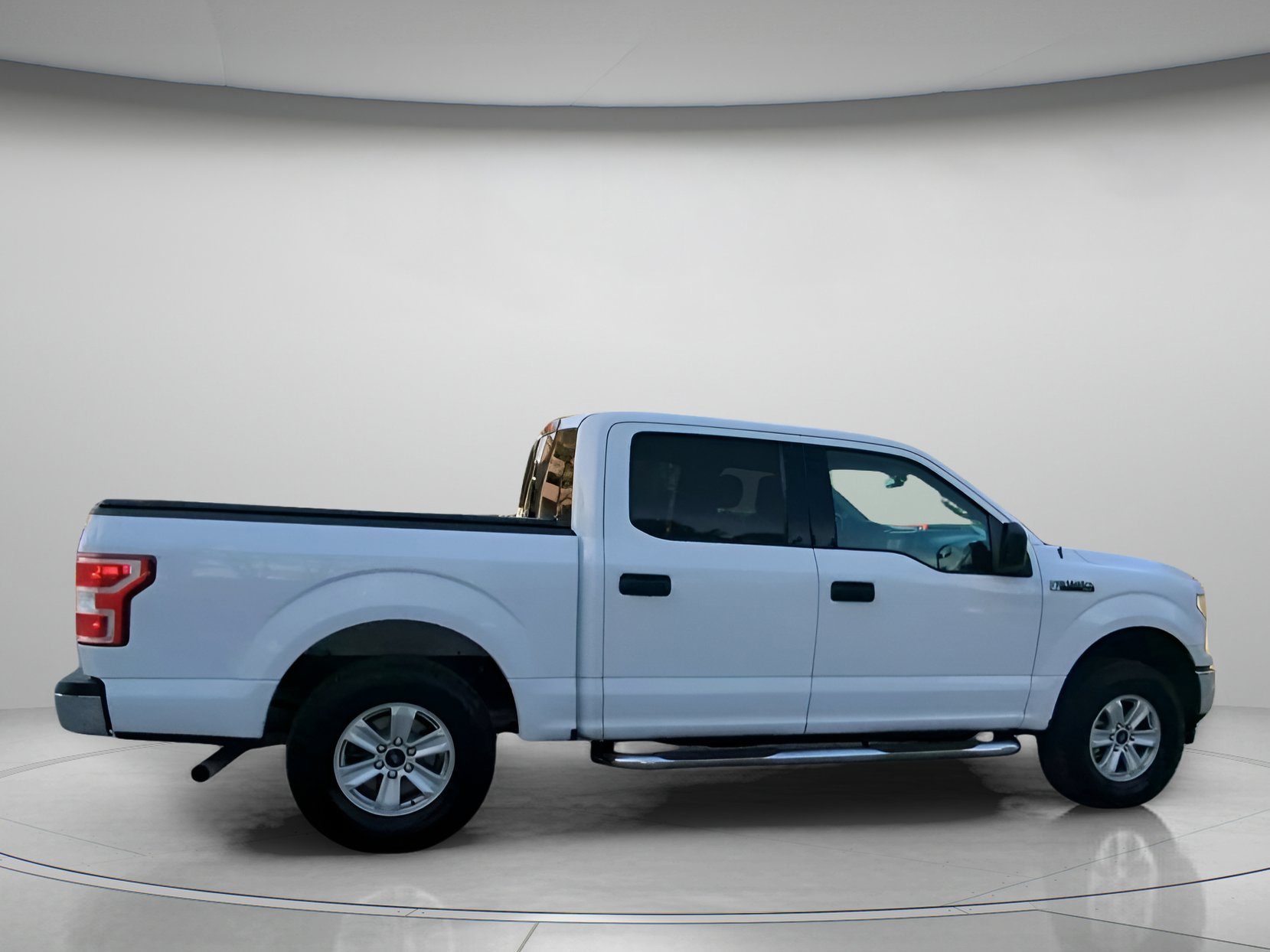 Certified 2018 Ford F150 XLT RWD image 31