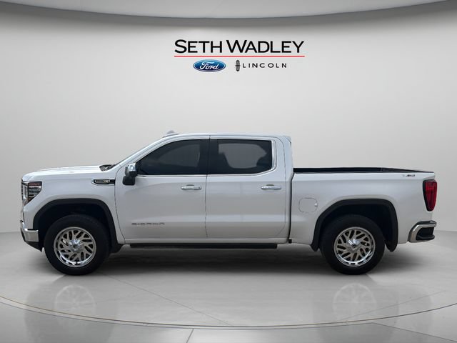 Used 2024 GMC Sierra 1500 SLT w/ SLT Premium Plus Package AWD/4WD image 4