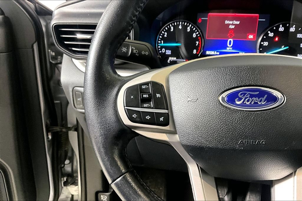 Certified 2021 Ford Explorer XLT RWD image 14