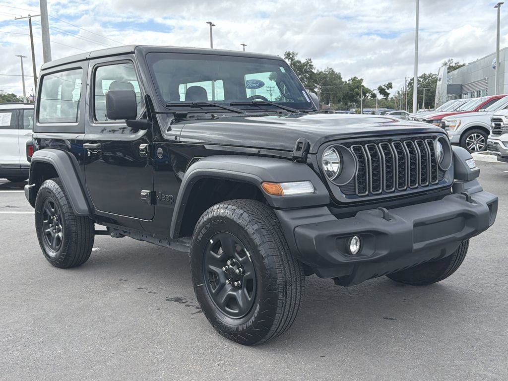 Used 2025 Jeep Wrangler Sport image 2