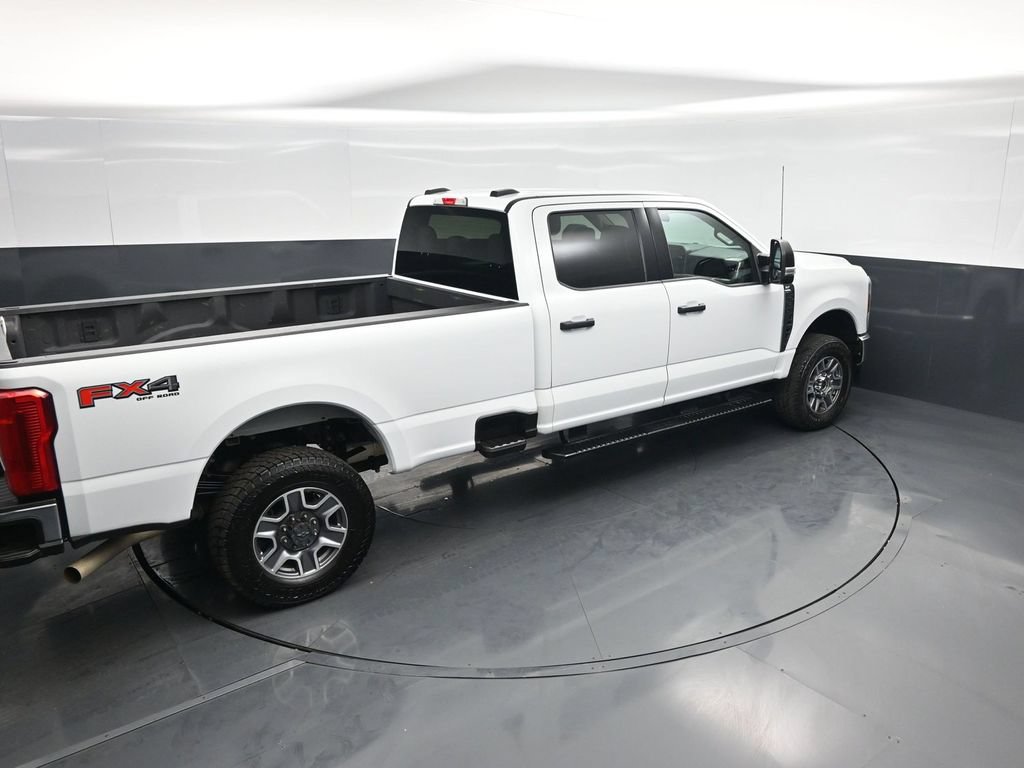 Certified 2025 Ford F350 XLT AWD/4WD image 36