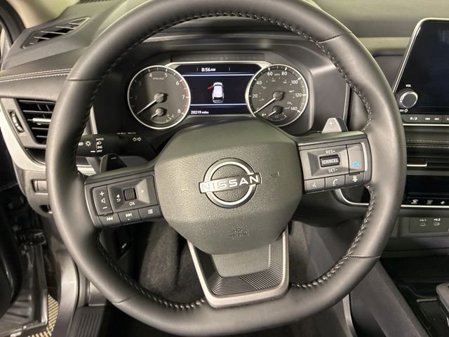 Used 2026 Nissan Rogue SV FWD image 20