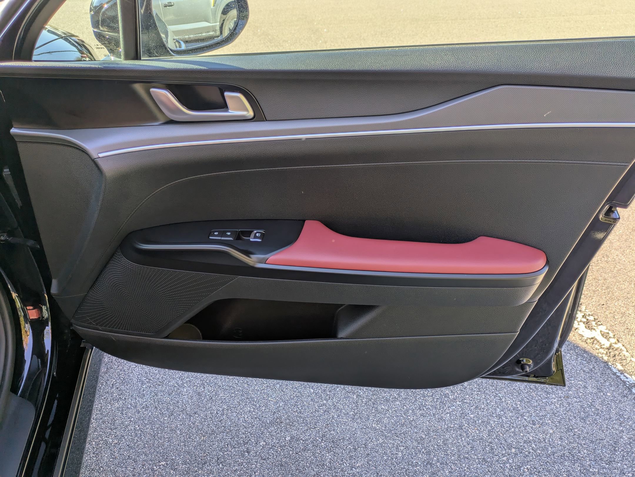 Used 2023 Kia K5 GT-Line image 40