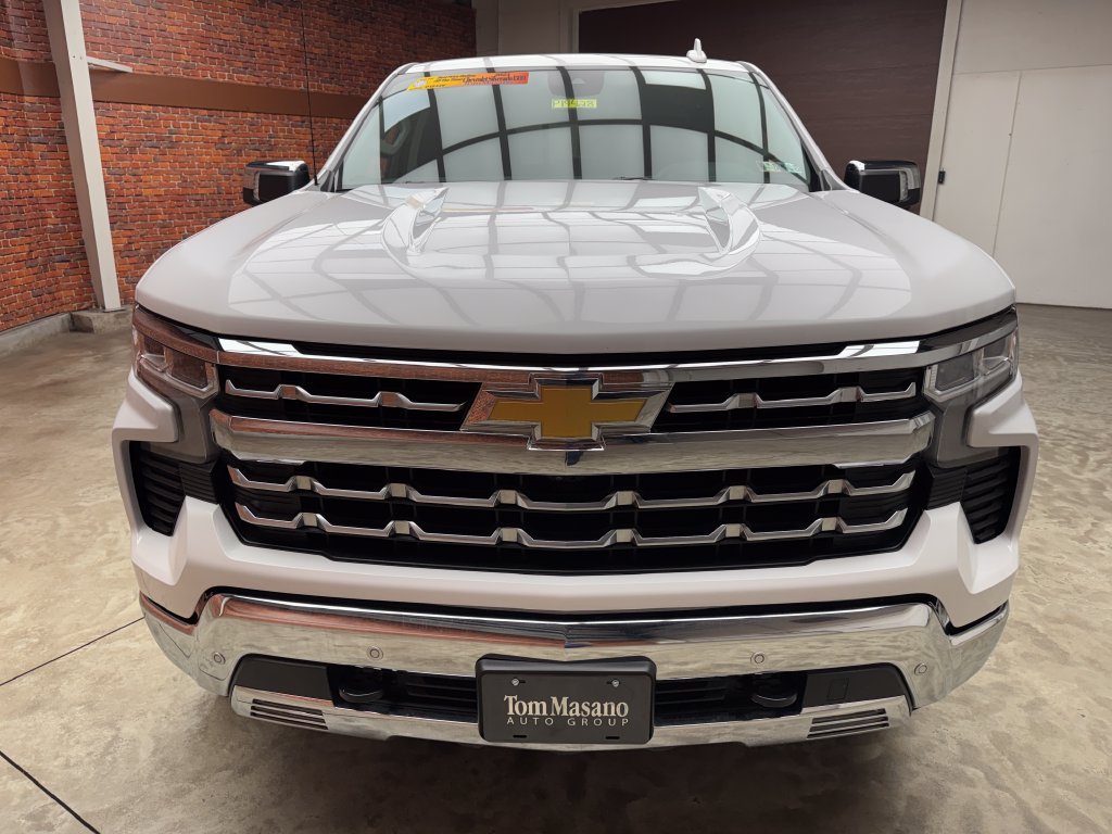 Used 2024 Chevrolet Silverado 1500 LTZ w/ LTZ Convenience Package II AWD/4WD image 8