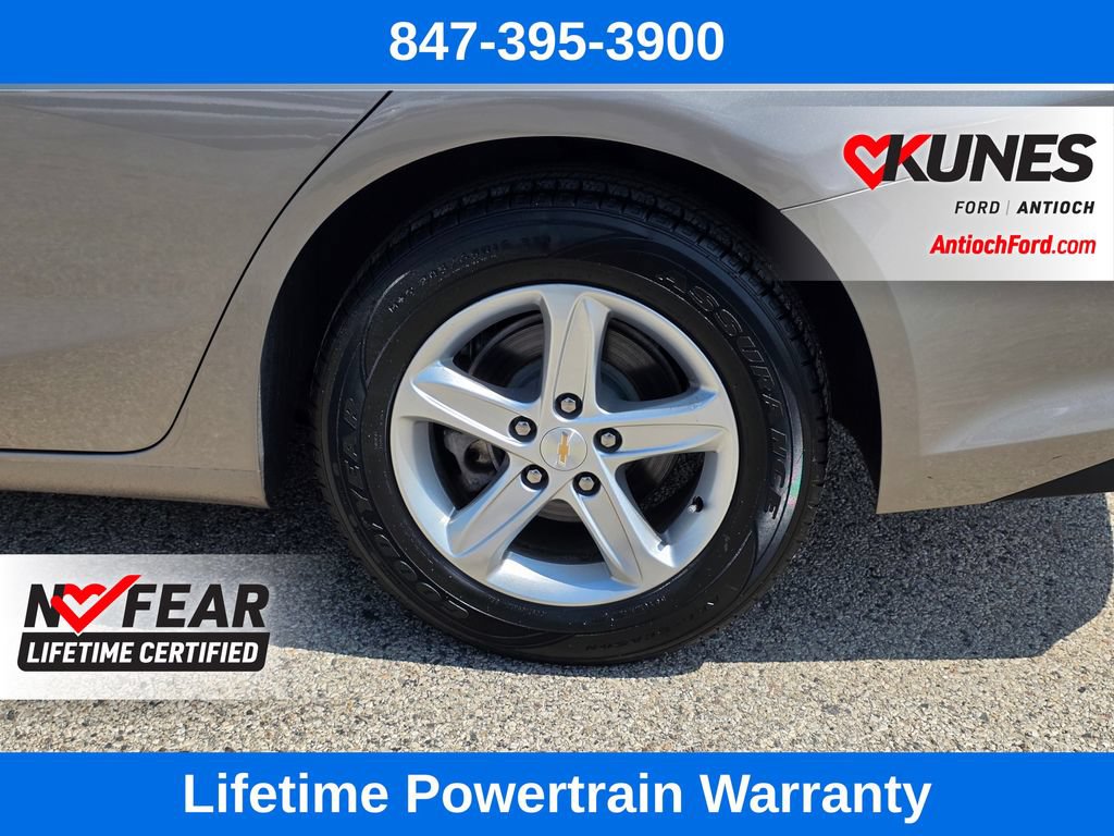 Used 2024 Chevrolet Malibu LT FWD image 11