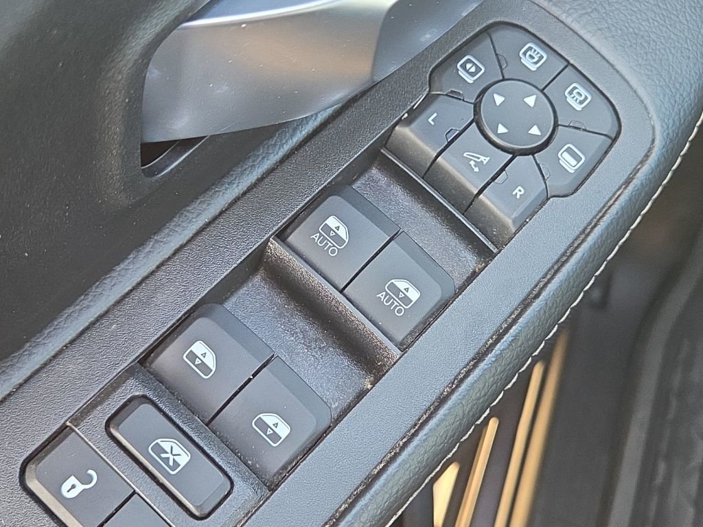 Used 2025 RAM 2500 Lone Star image 24