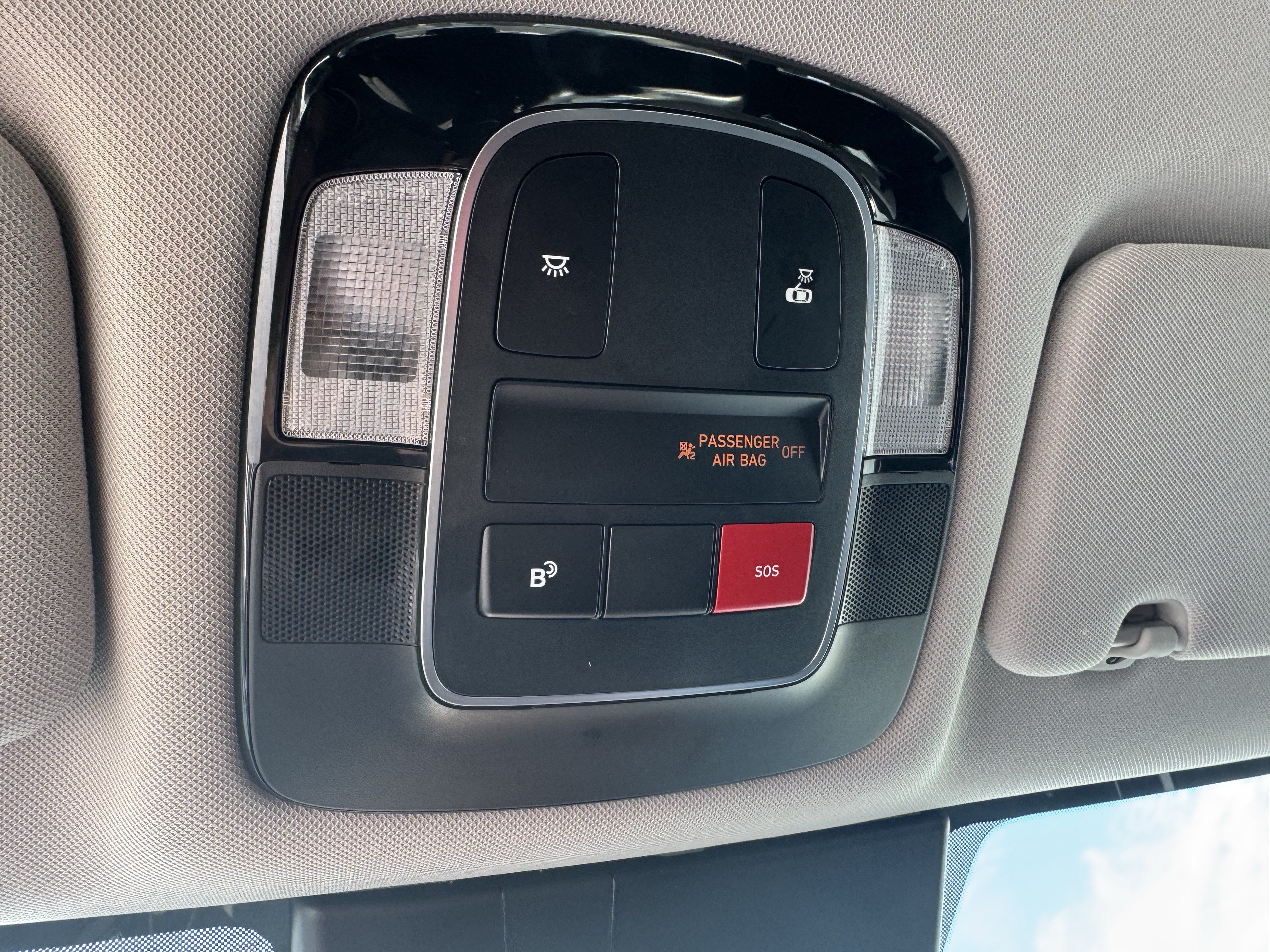 Used 2025 Hyundai Sonata SEL FWD image 26