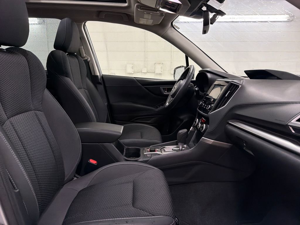 Used 2023 Subaru Forester Premium AWD/4WD image 29