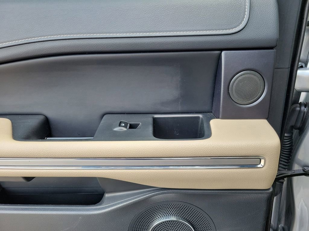 Certified 2024 Ford Expedition Limited image 15