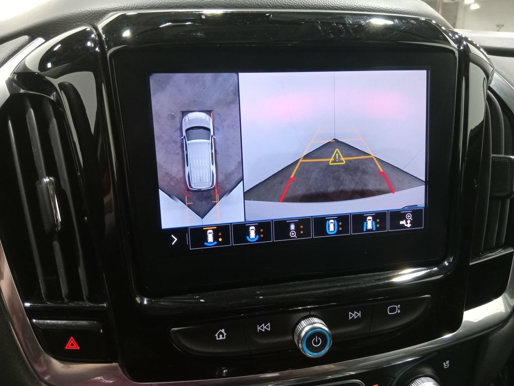 Used 2020 Chevrolet Traverse High Country AWD/4WD image 23