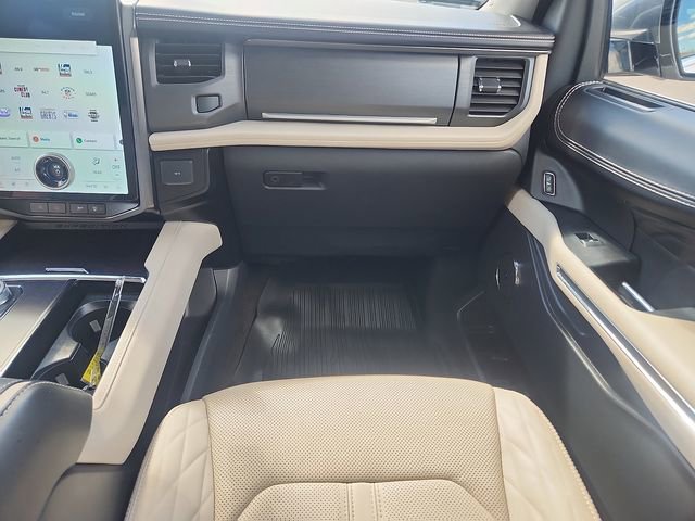 Certified 2023 Ford Expedition Max Platinum AWD/4WD image 10