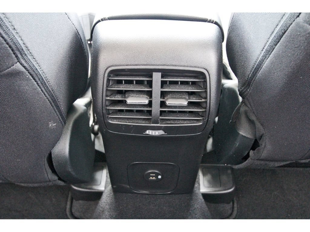 Certified 2022 Ford Escape SE w/ SE Sport Appearance Package FWD image 15