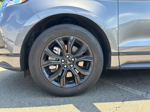 Certified 2024 Ford Edge SE w/ Black Appearance Package AWD/4WD image 36