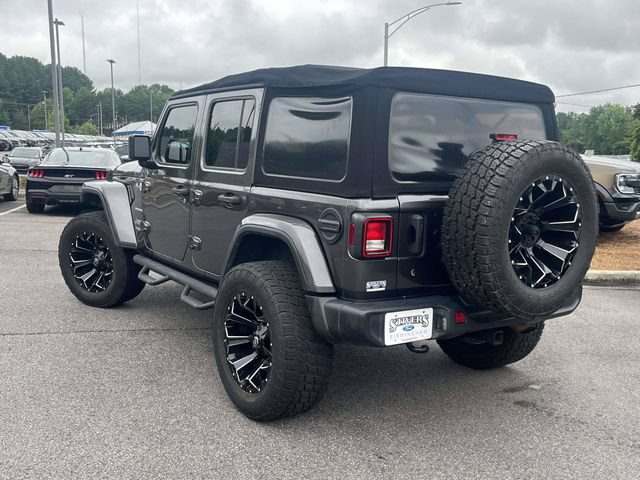 Used 2018 Jeep Wrangler Unlimited Sahara AWD/4WD image 6