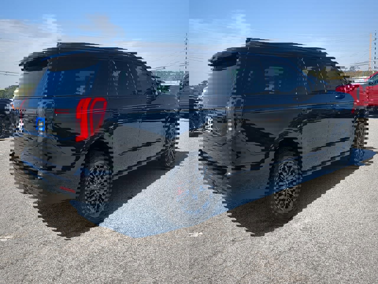 Certified 2025 Ford Expedition Max Platinum w/ Stealth Performance Package image 4