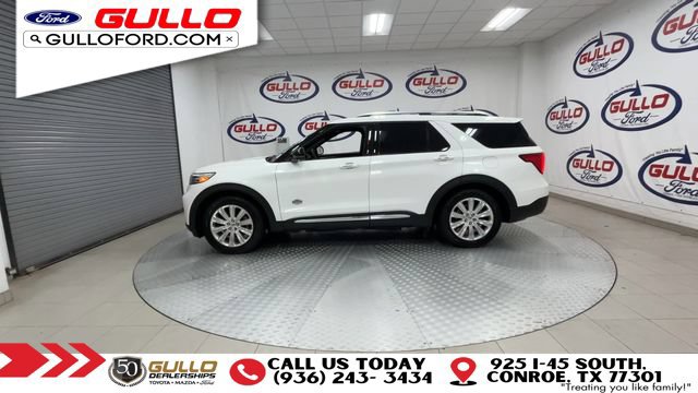 Certified 2021 Ford Explorer King Ranch w/ Premium Technology Package RWD image 5