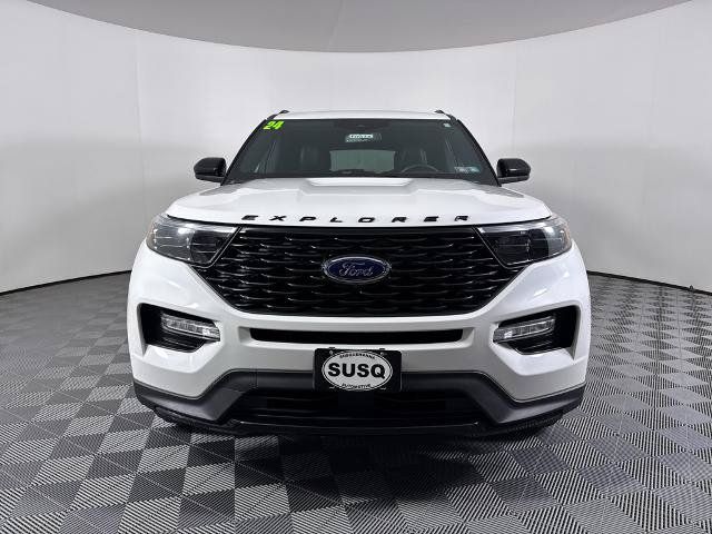 Certified 2024 Ford Explorer ST-Line w/ Class IV Trailer Tow Package AWD/4WD image 2