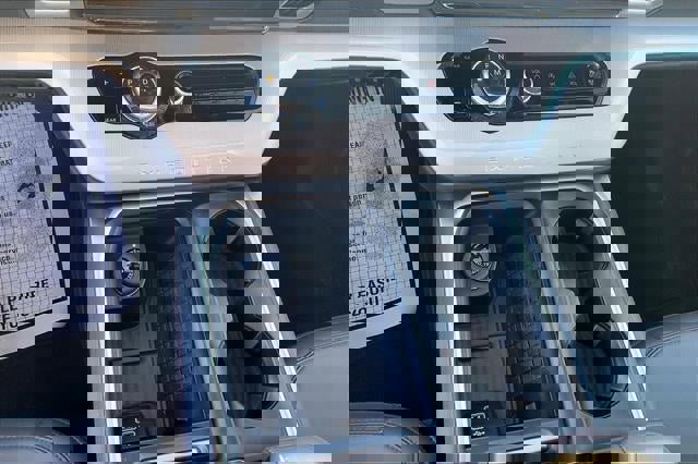 Certified 2025 Ford Expedition Active image 34